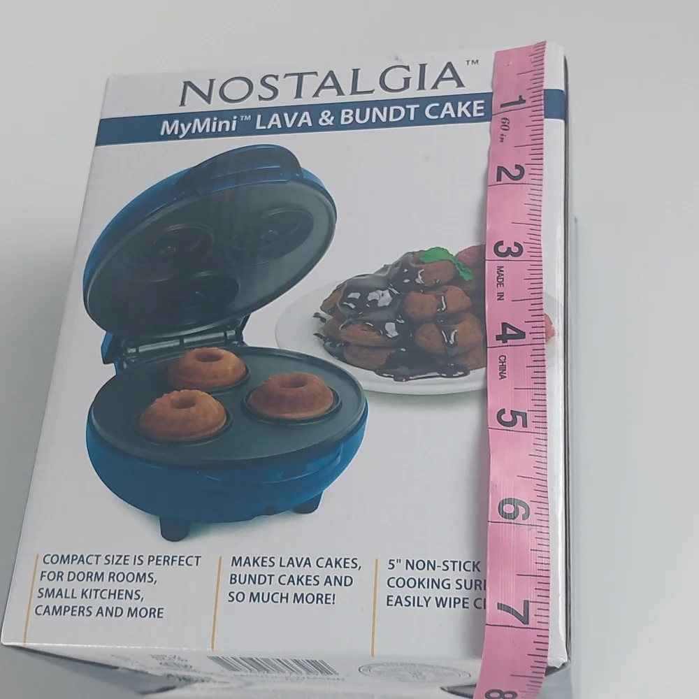 Nostalgia MyMini Lava &‎ Bundt Cake